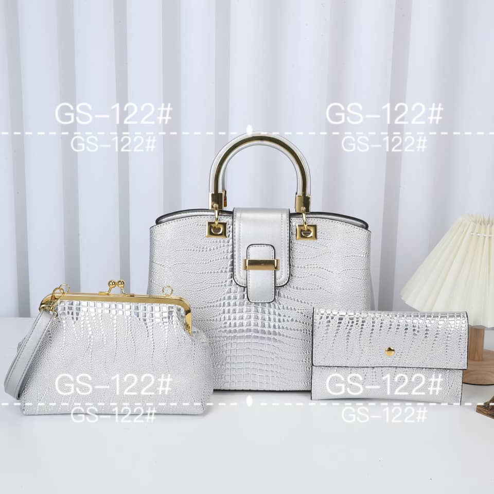 LES SACS A MAIN