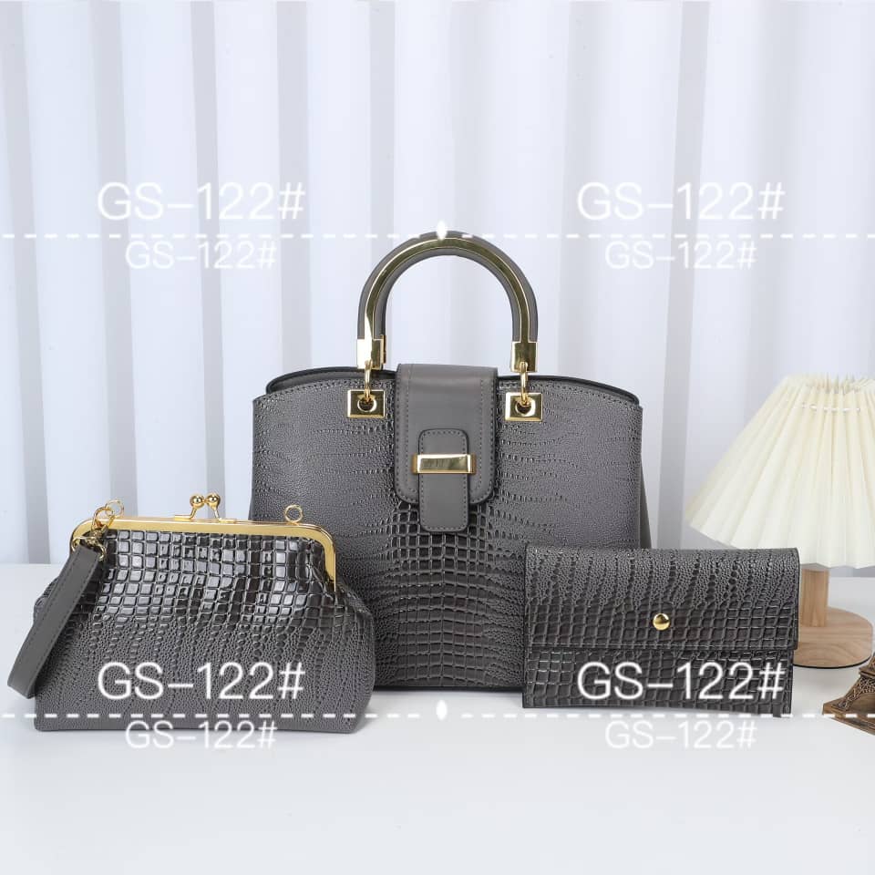 LES SACS A MAIN