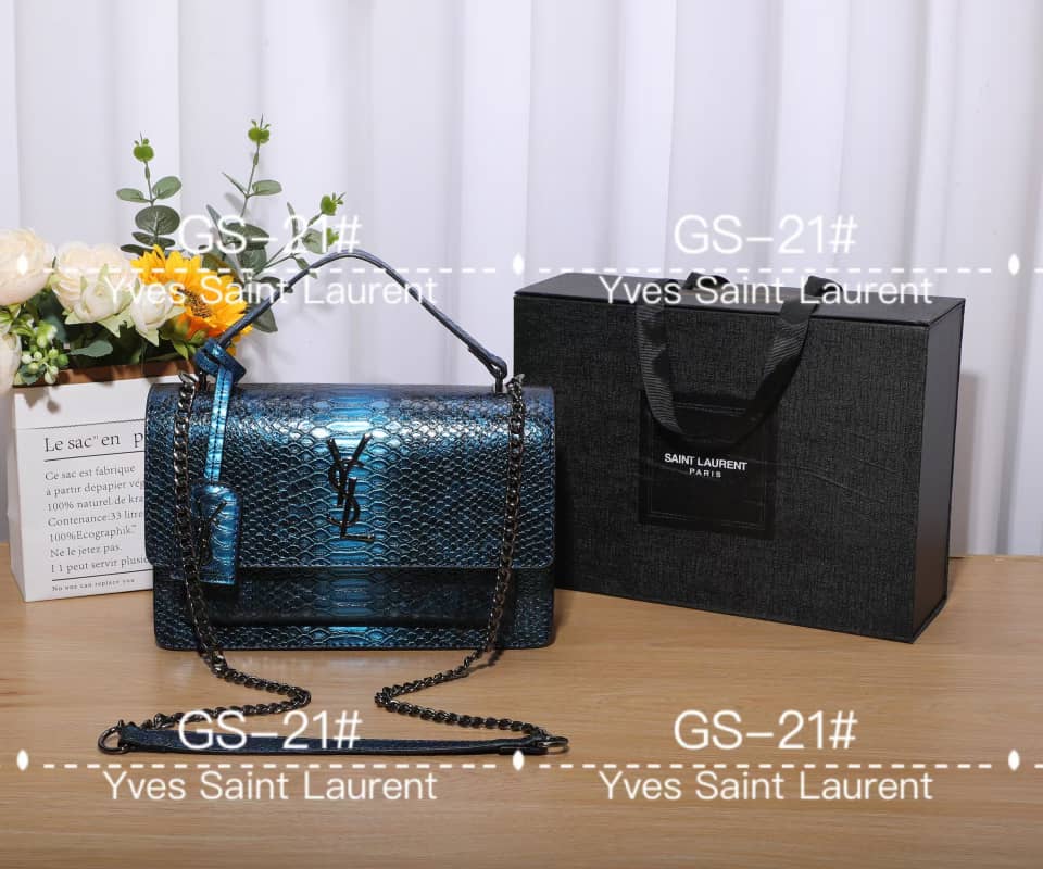 LES SACS A MAIN